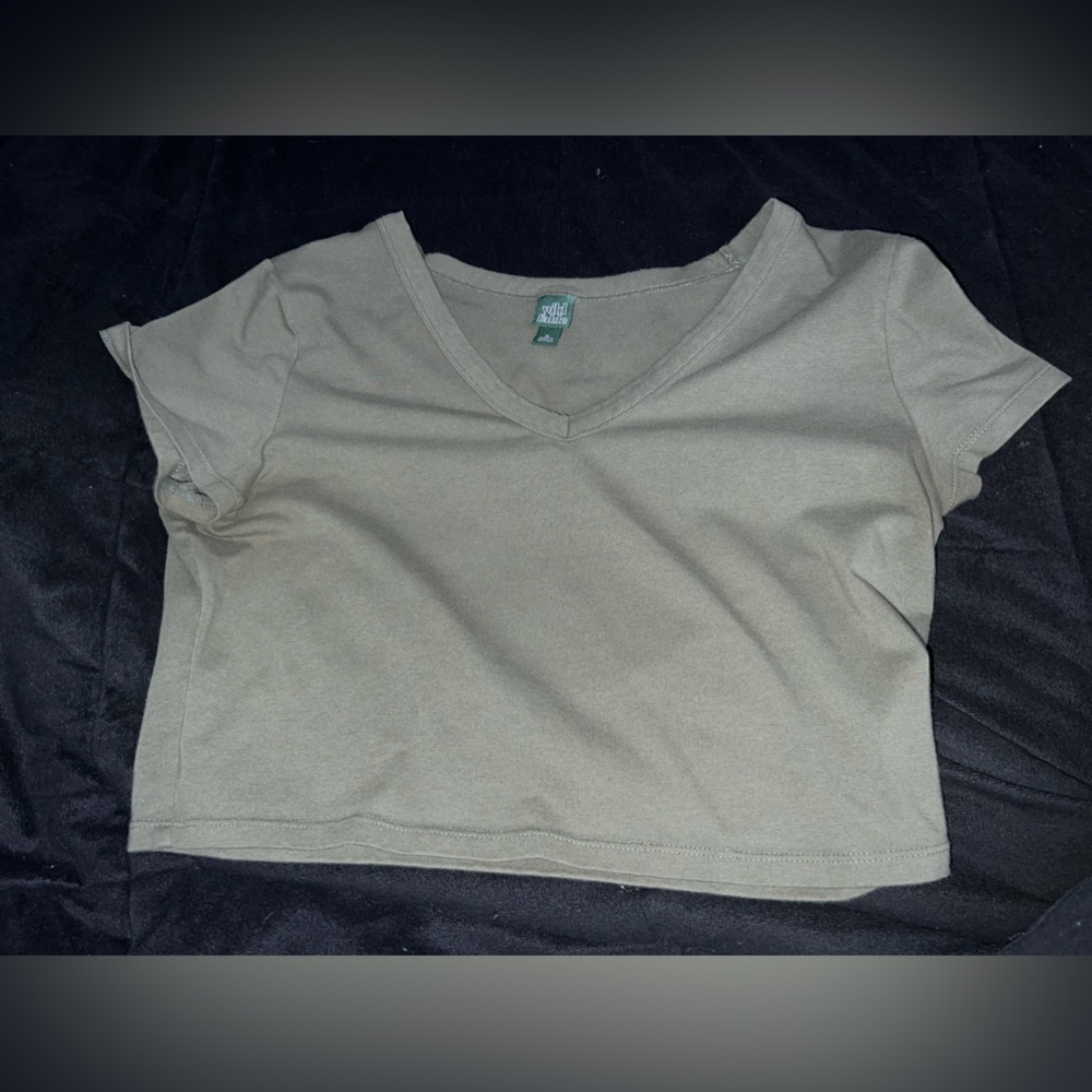 Green Wild Fable Cropped shirt. Size XL